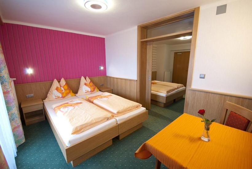 Pension Miracle Zell am See Exterior foto